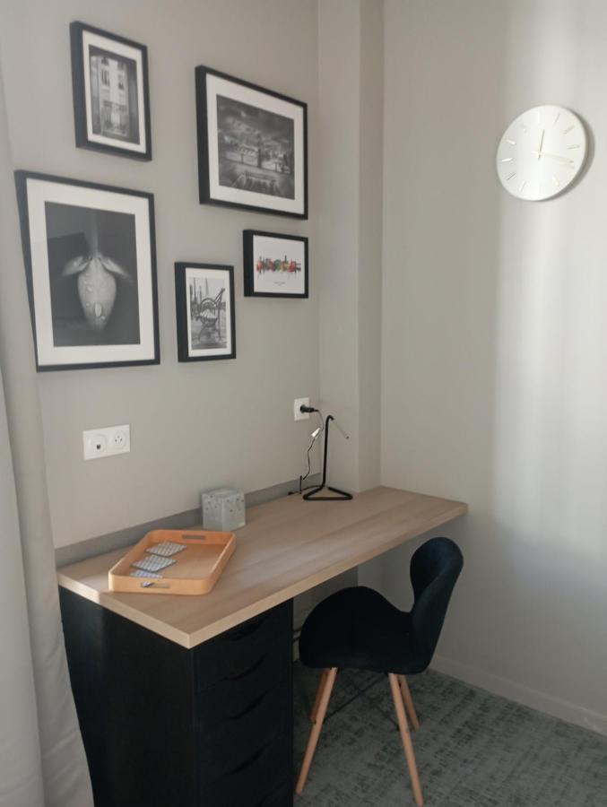 Le 12 Studio Neuf Wifi App 11 Saint-Etienne  Kültér fotó